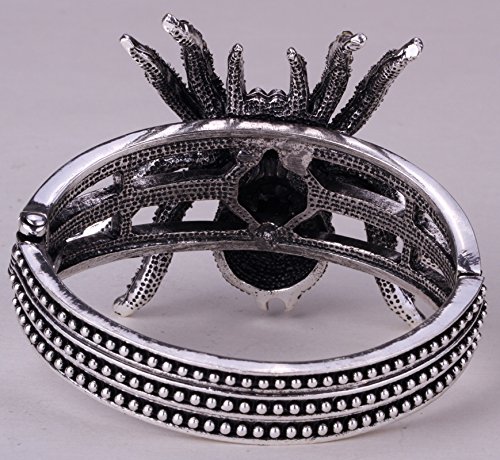 YACQ Spider Bracelets for Women, Halloween Bracelets Fit Wrist Circumference 6.5 to 7.5 inch, Halloween Costume Jewelry3