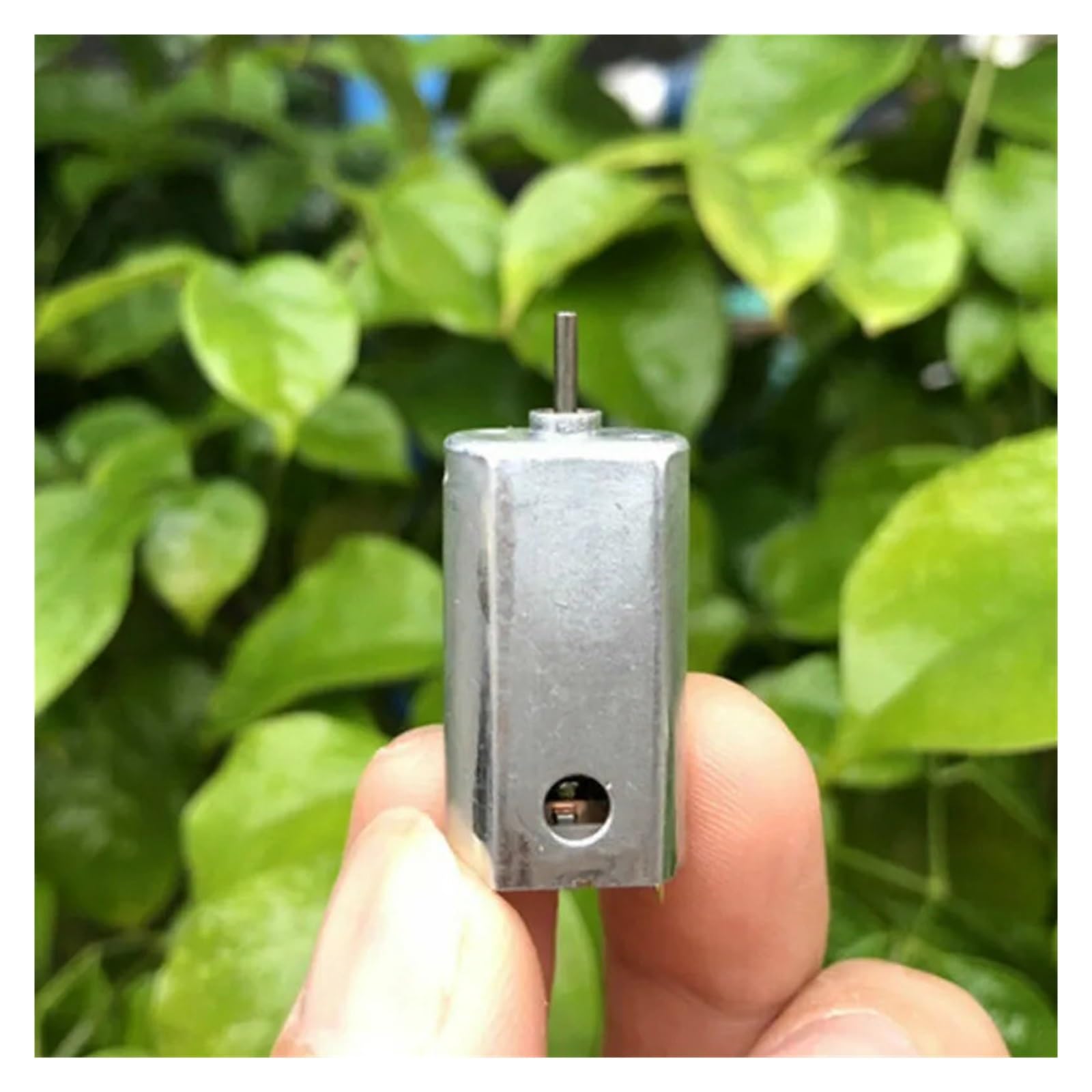 MWRFKJOB FK-050 Electronic Starter DC 3.7V 4.2V High Speed Electronic Starter Carbon Brush Cooling Hole RC Car Toy Aircraft Model