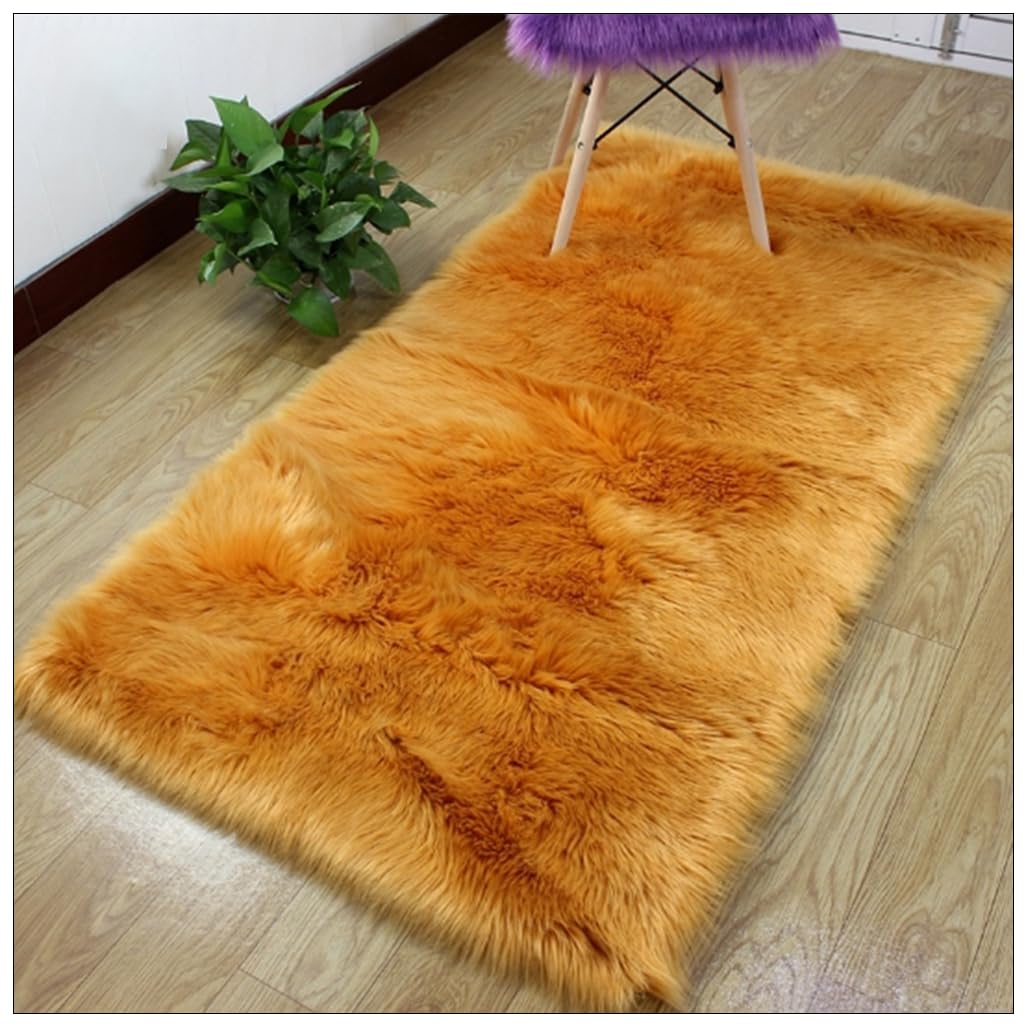 Tapis lavable en fourrure synthétique chameau pour éliminer le froid au pied du lit