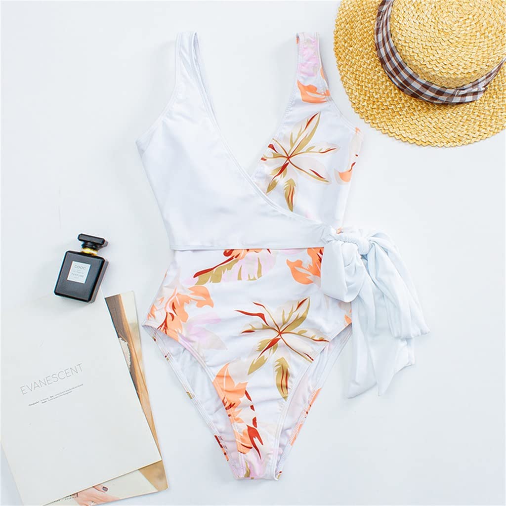 Maillot de bain patchwork blanc dos nu au design minimaliste