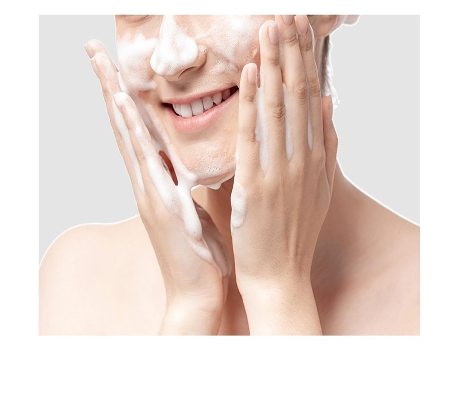 Un must! Bottiglia grande da 500 g di detergente viso all'aloe vera, schiuma ricca, pulizia delicata