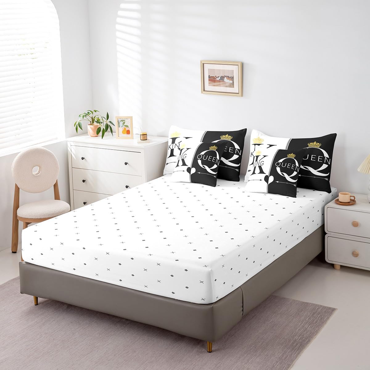 7 Pieces King and Queen Comforter Set Queen Size, Gold Crown Bedding Set for Lover Couple Adults Room Decor, Black and White Bed in a Bag with Comforter, Fitted Sheet, Top Sheet and Pillowcases