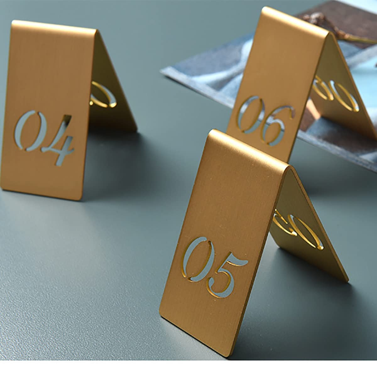 Letreros De Asientos Reservados, Placa De Latón Recortada con Número De Mesa, De Lujo, 4 X 6,5 Cm, Ideal para Banquetes De Cumpleaños, Restaurantes, Bares Y Hoteles. Núme,Number 2