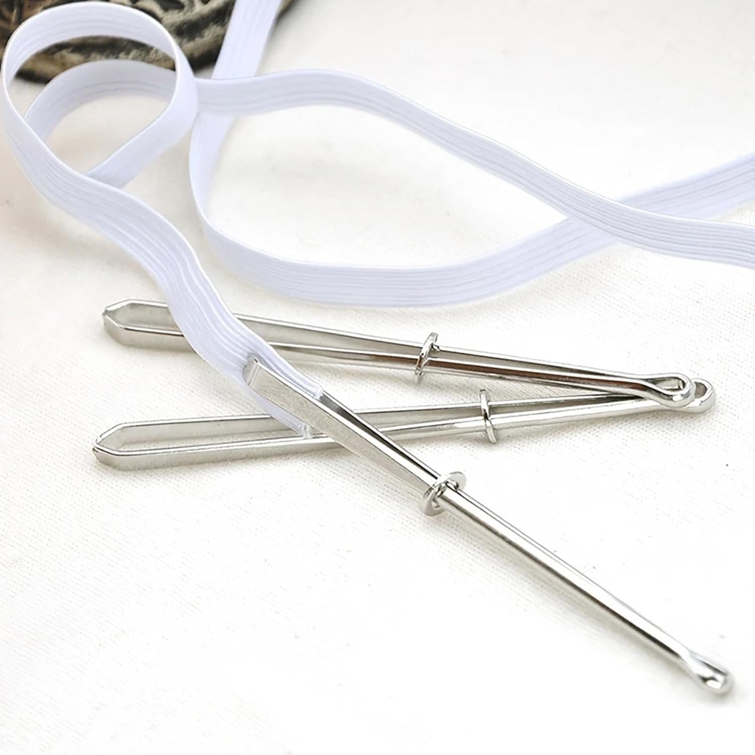 20Pcs Bodkin Drawstring Threader,Needle Elastic Threader,Sewing Tools,Bodkin Sewing Tool,Self-Locking Tweezer Clip Easy Insert into for Sweatpants,Hoodie,Swim Trunk,Elastic Sewing Accessories Diy Tool