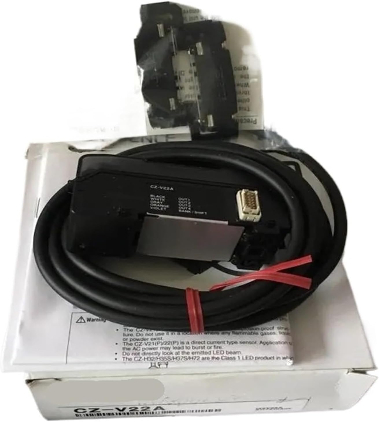 1PCS CZ-V21A or CZ-V22A Digital Optical Fiber Sensor(CZ-V21A)
