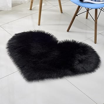 Black Heart Shaped Solid Fluffy Faux Fur Throw Rug Soft Bath Mat Shaggy Mat Bedroom Cushion Non-Slip Carpet Decor for Living Room Girls Gift, 16"x20"