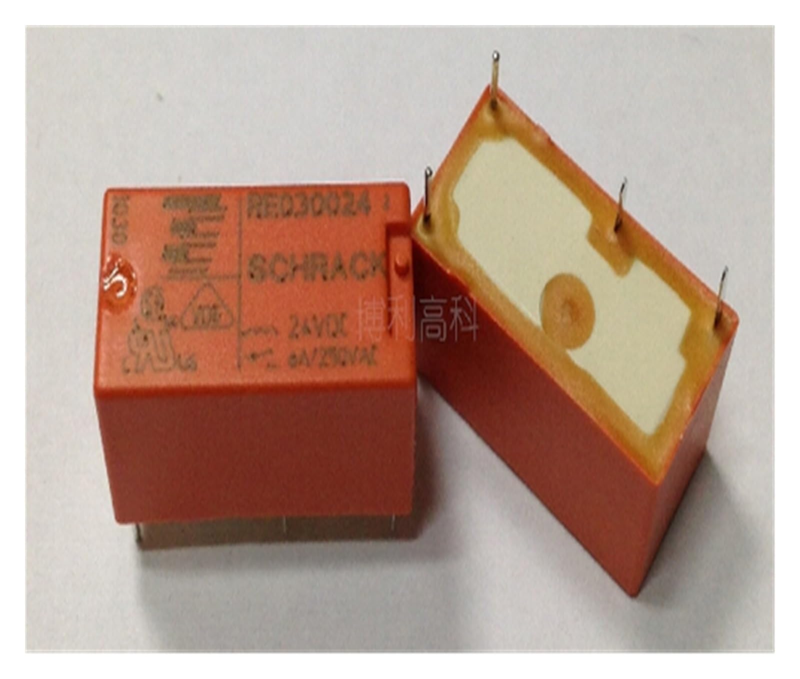 Relais DIP4 24 V CC RE030024 pour circuit imprimé miniature 6A