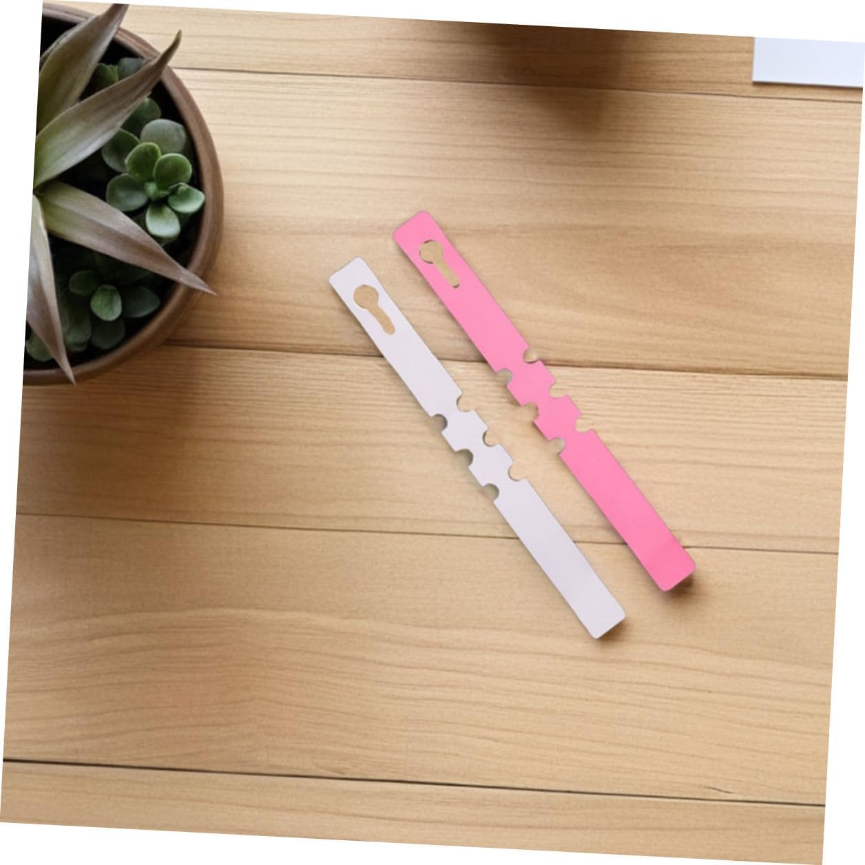 Luxshiny 1200pcs Waterproof PVC Plant Labels Adjustable Loop, Plastic Garden Tags for Outdoor Nursery and Horticultural Use, Multi-Color Weatherproof Hanging Markers for Plant