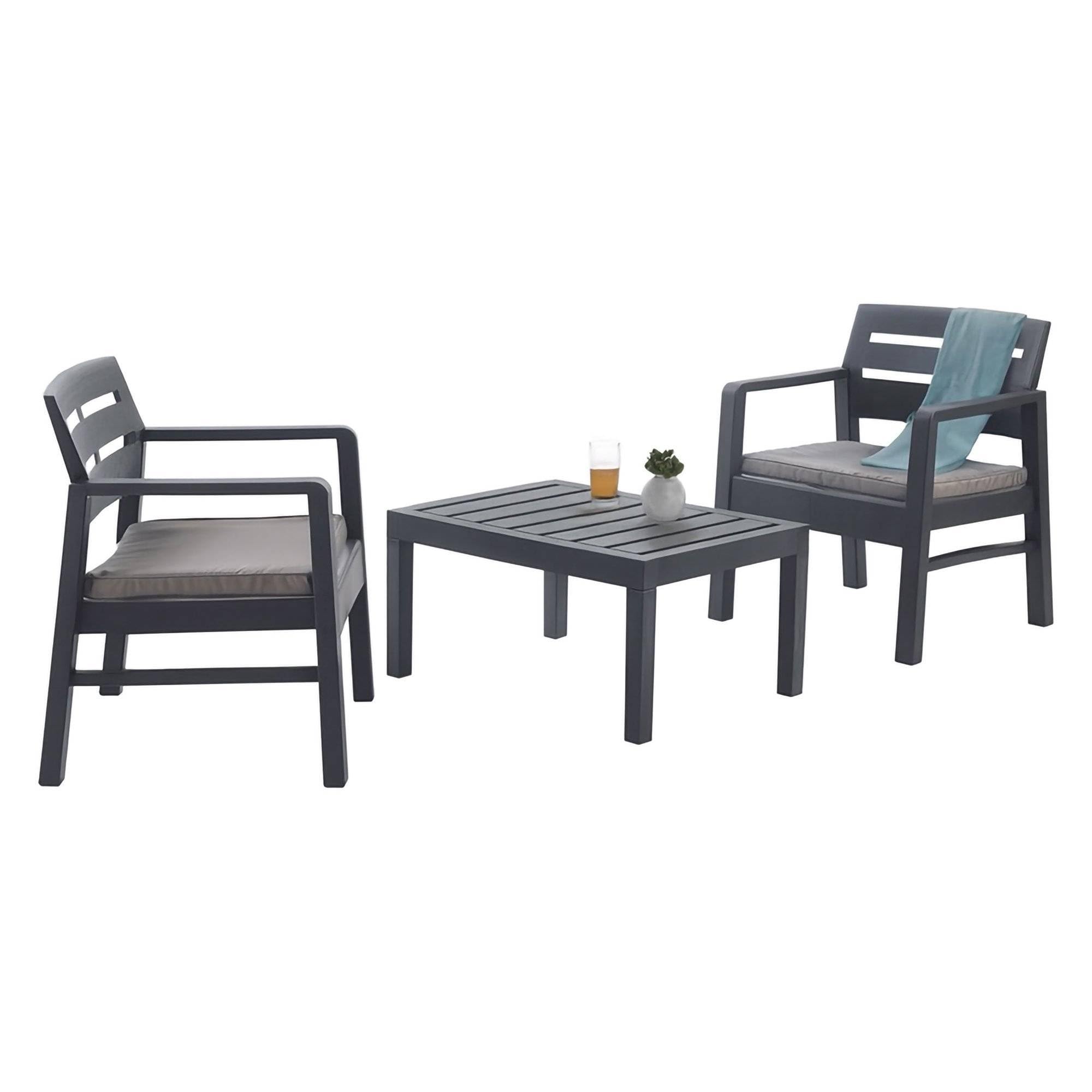 Dmora - Set Salotto da Esterno Benevento, Composizione da Giardino con 2 poltrone e 1 tavolino, Salottino Indoor e Outdoor con Cuscini, 100% Made in Italy, Antracite