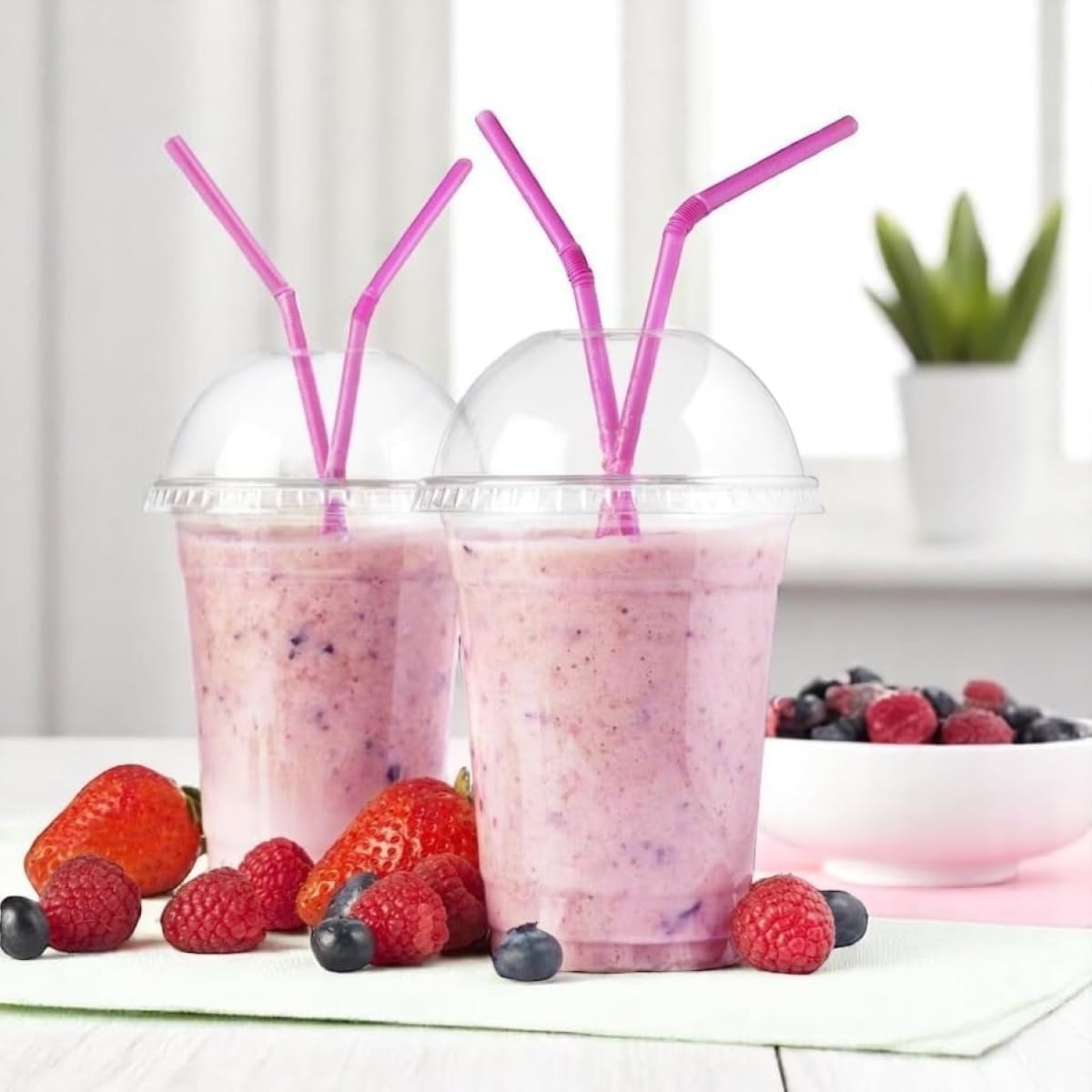 HOT BARGAINS Smoothie Cups with Dome Lids, 16oz/500ml, Pack of 50, Clear PET Cups for Milkshakes and Cold Drinks