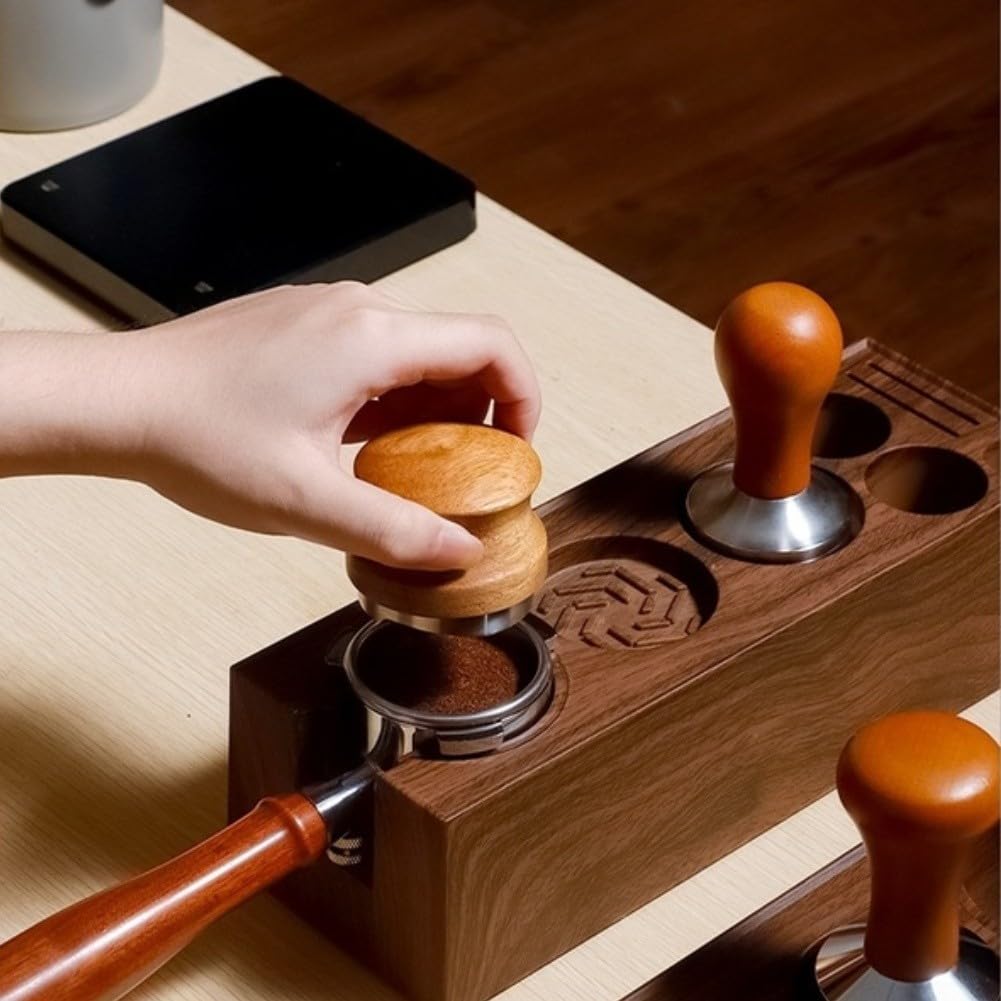 Soporte para café ABS con acabado de nogal con cajón extraíble, estación de apisonamiento espresso de 6 ranuras para el hogar para barista, soporte ajustable para portafiltro y accesorios