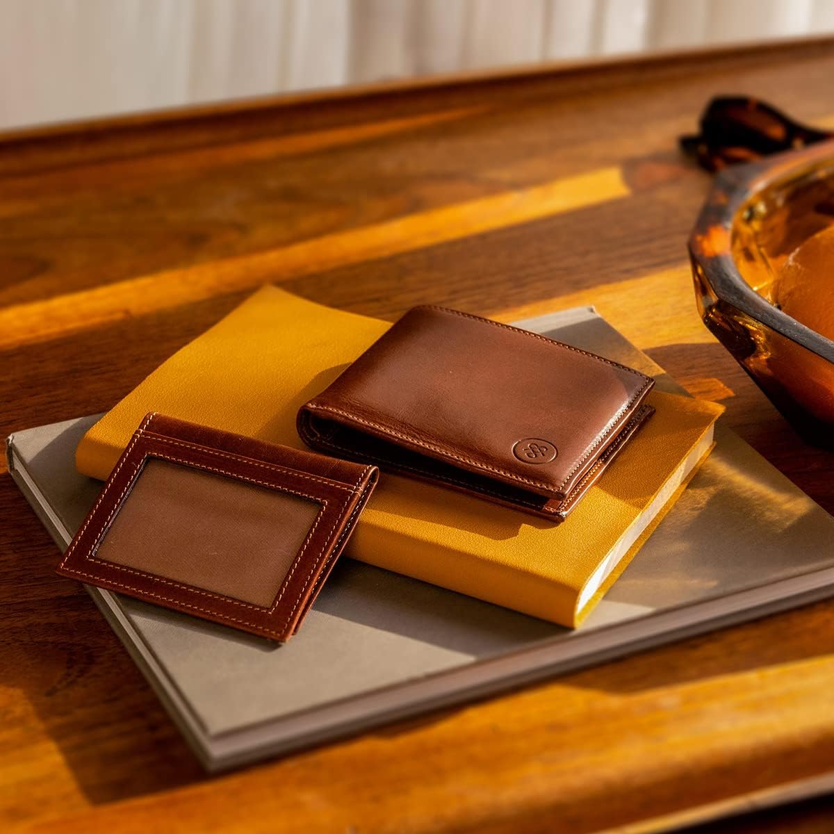 Maxwell Scott - Personalized Mens Luxury Leather 2-in-1 Trifold Wallet with Card Holder and ID Window - The Asti Black - Image 8