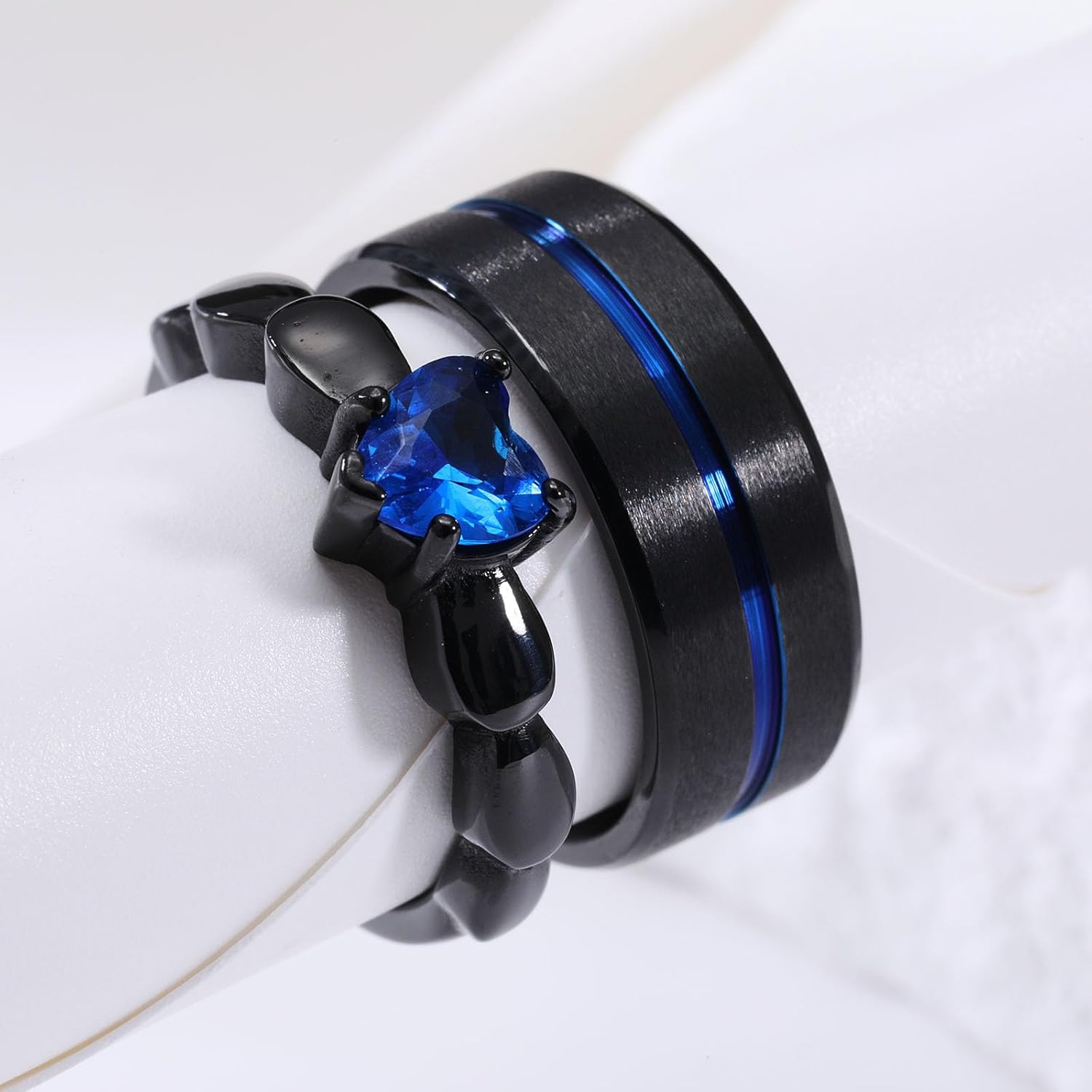 INBLUE Personalized Promise Rings for Couples Engraved Text Ring with Heart Gemstone Stainless Steel Matching Couple Rings for Him and Her on Engagement Wedding