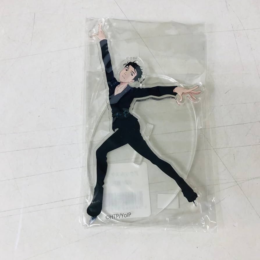 ユーリ!!! on ICE　ON GRAND　PRIX　アクリルスタンド Amazon.co.jp: ユーリ on ICE GRAND PRIX アクリルスタンド 勝生