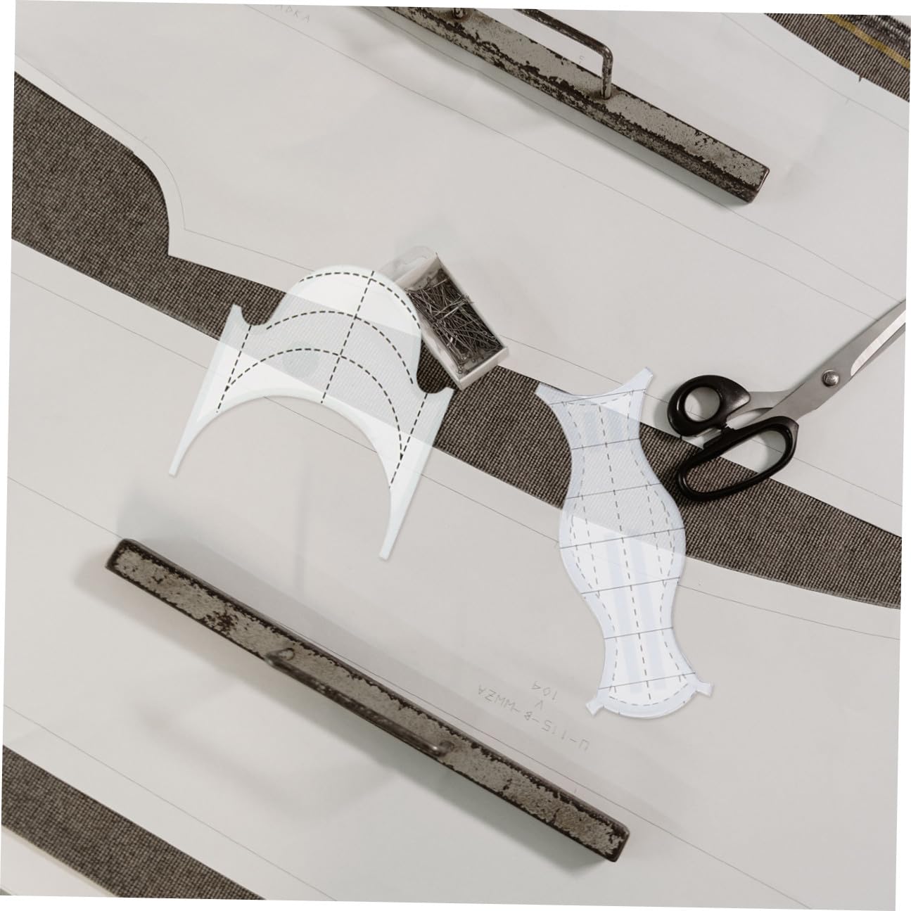 Righello per Cucire Tessuti in Acrilico 9 Pezzi per Patchwork | Set di 9 Modelli Sagomati, Formato per Lavorazioni Diy, Accessorio per Trapuntina e Toppa Piumino