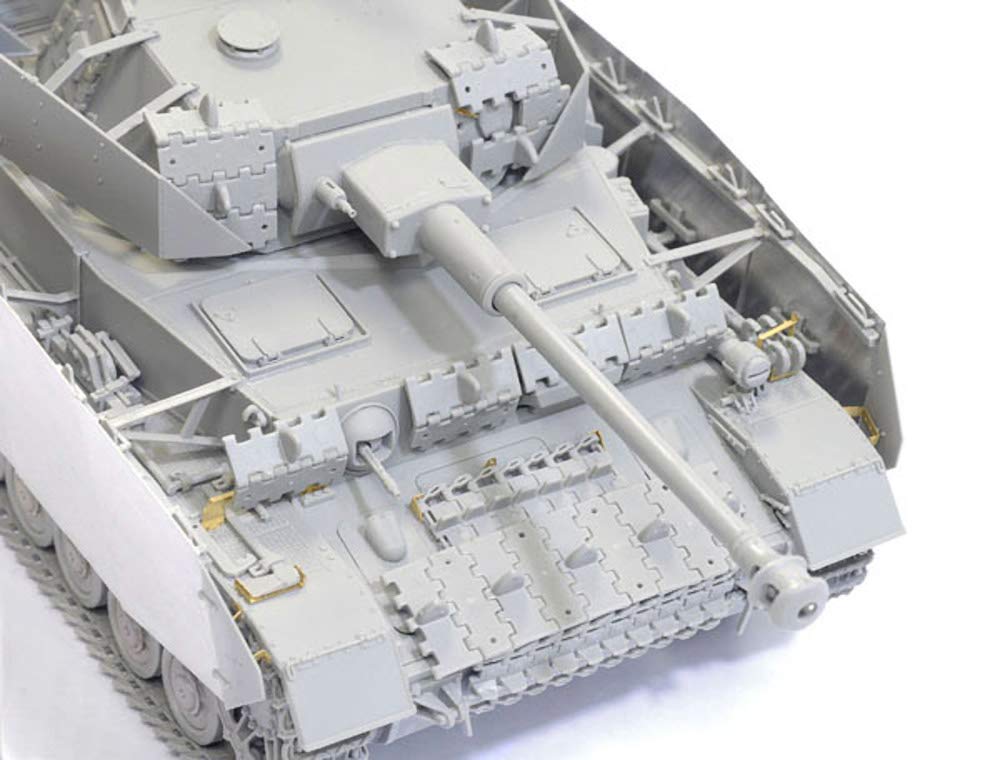 Amazon.com: Dragon 1/35 Panzer IV Ausf.H, Late Production : Arts