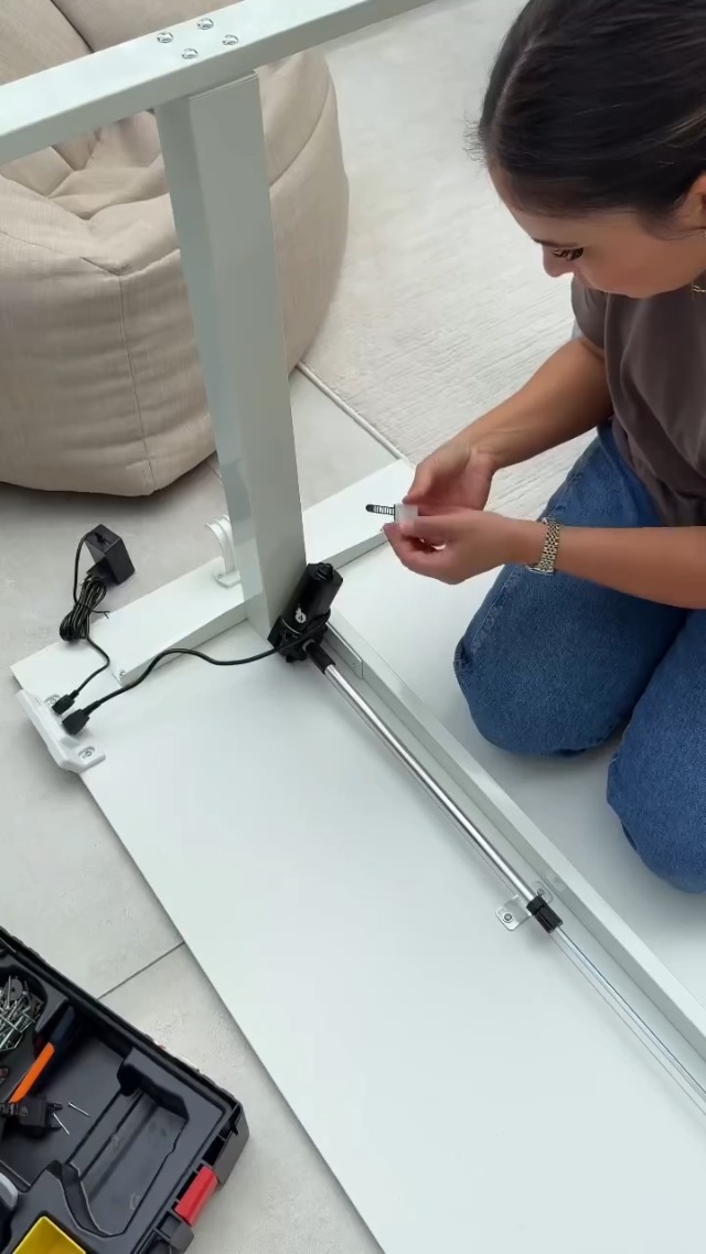 Amazon | Claiks 昇降デスク 初心者向け スタンディングデスク 電動