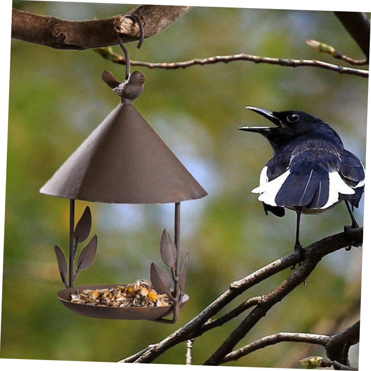 TOYANDONA Mangiatoia per Uccelli Decorazione Outdoor in Ferro da Giardino Design Unico, Sospesa per Pappagalli e Uccelli per Giardino e Voliera