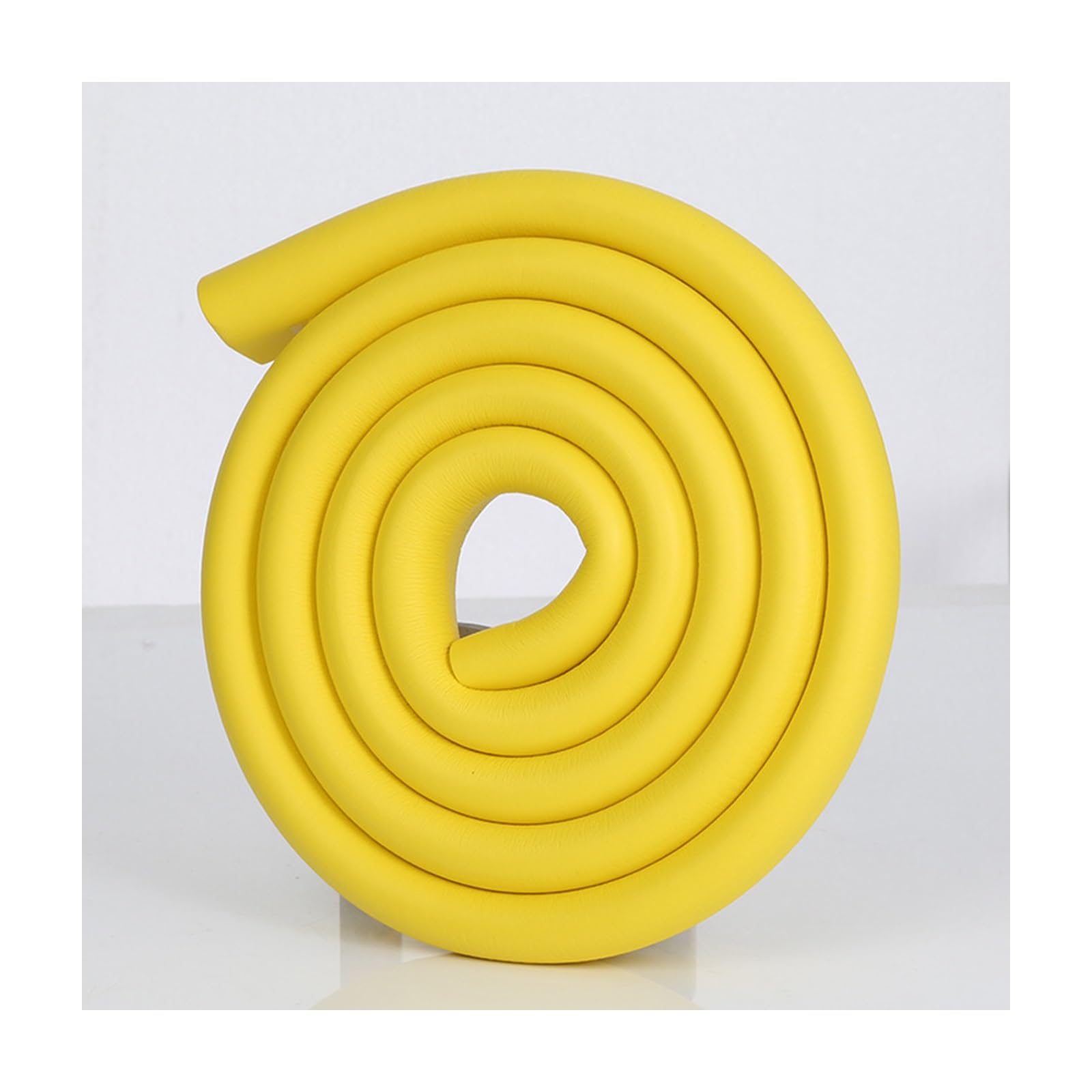 Coin de table protection pour éviter les chocs sur les meubles