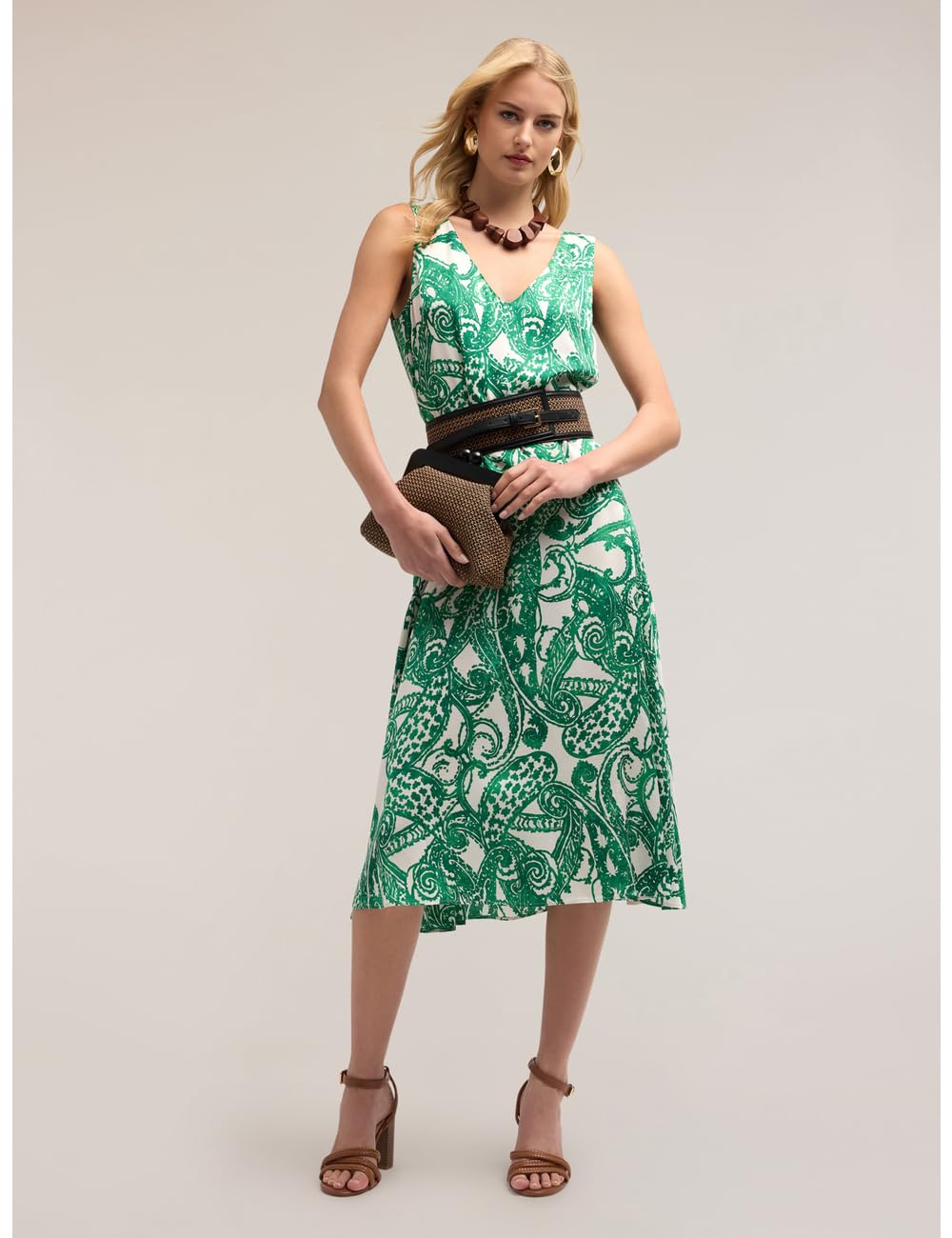 Motivi: Vestito Satin Fantasia Paisley Stagione Primavera Estate 2025.