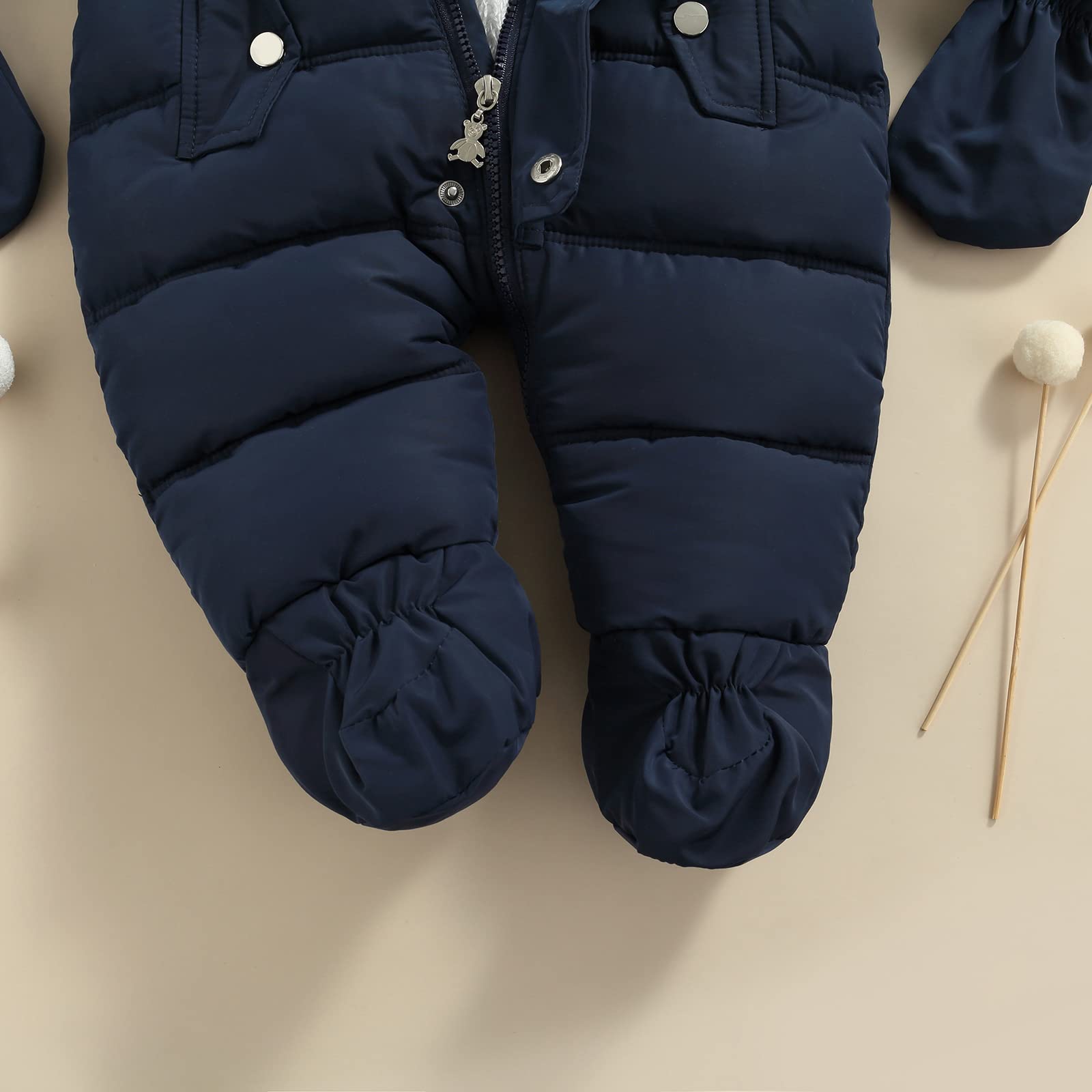 Tute da Bambino con Cerniera in Piumino con Guanti, Tuta da Pagliaccetto Invernale con Cappuccio e Peluche a Tinta Unita con Tasche