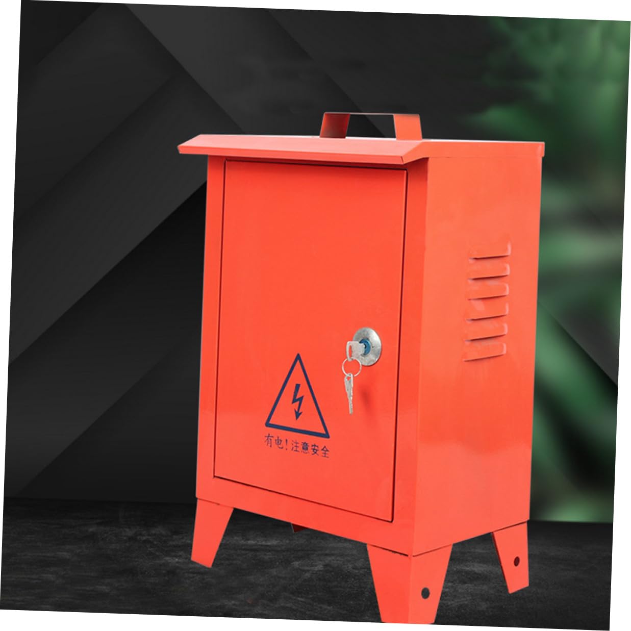 Luxshiny Outdoor Weatherproof Distribution Box with Circuit Breaker Protection, Portable 250x300x180mm Electrical Junction Box for Construction Site and Outdoor Power Management