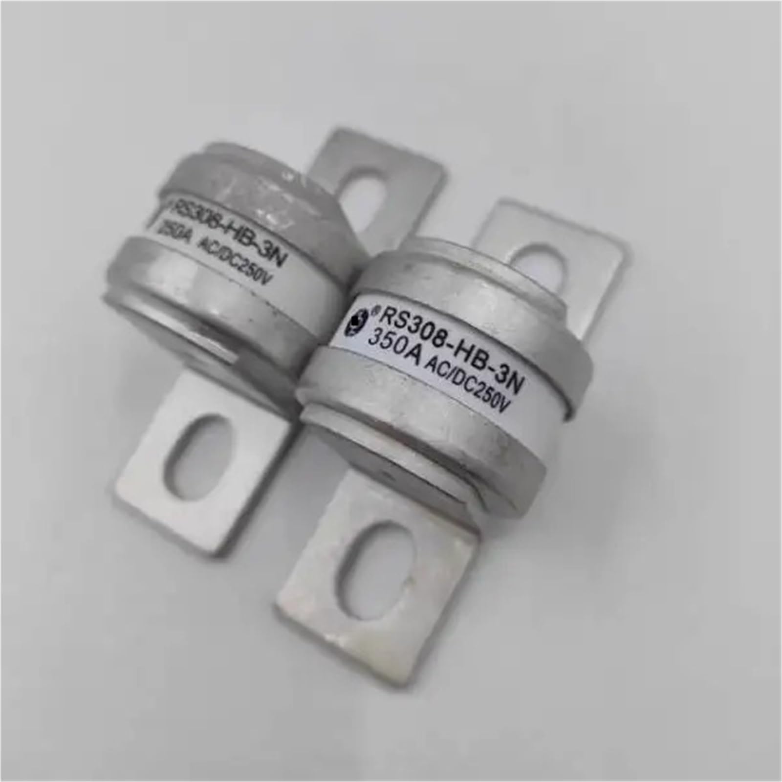 Fusible RS308-HB-3N-350A pour la protection de vos installations électriques de forte puissance