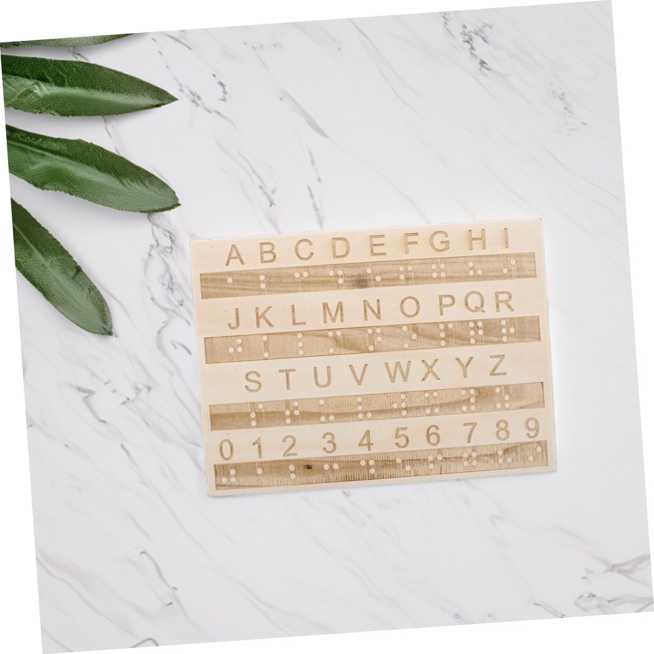 ERINGOGO Tablero de Letras y Números en Braille de Madera, 3 Piezas, Herramienta Táctil Ligera para Aprender Braille y Enseñanza a Niños Ciegos Color Aleatorio