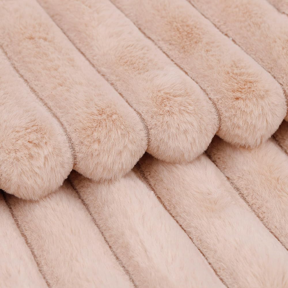 Madizz Set of 2 Faux Fur Decorative Cushion Covers 16x16 inch, 40x40 cm - Image 4