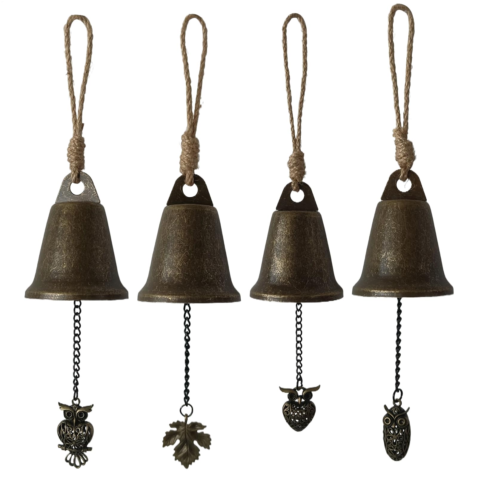 Cloches de Noël vintage en métal artisanal pour une décoration de ferme raffinée