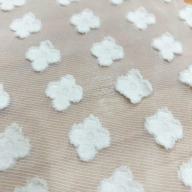 150 cm breit, 300 cm lang, vierblättriger Jacquard-bestickter, halbtransparenter Chiffon-Stoff, Meterware, Chiffon-Stoff für die Kleiderherstellung