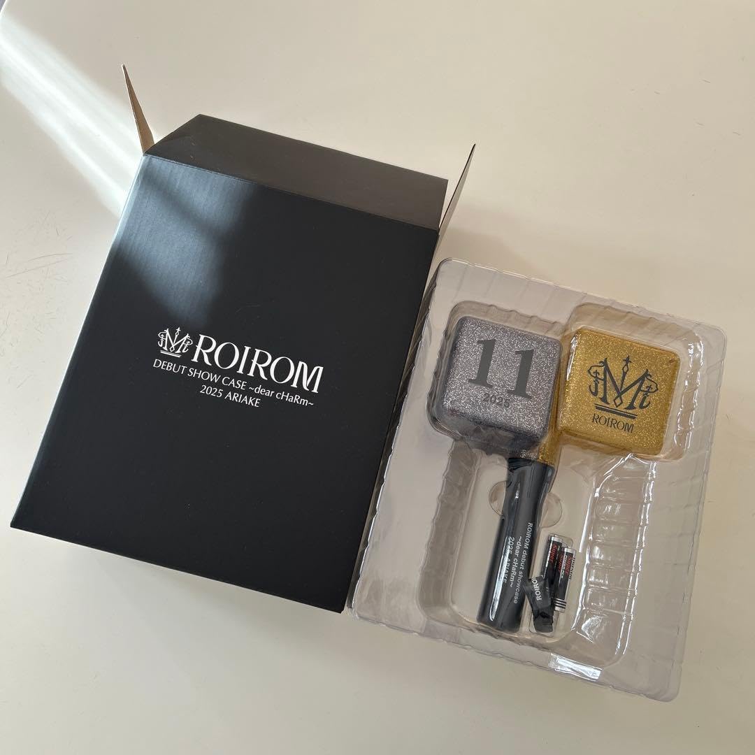 ROIROM ペンライト DEBUT SHOW CASE ロイロム　1123 Amazon.co.jp: ROIROM debut showcase ペンライト : 文房具・オフィス用品
