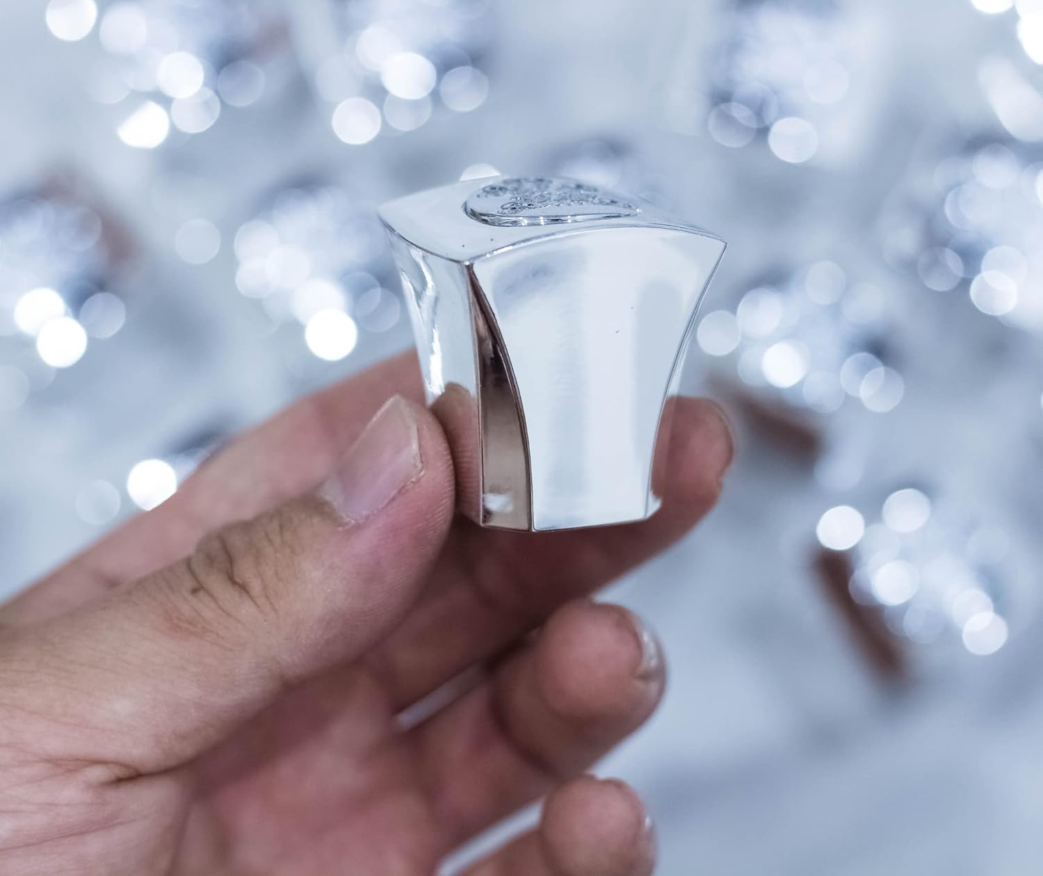 Royal Water Perfume Bottle Cap. Himalaya/Tabarome/Santal Original/Viking/Virgin Island Water Cap. Silver Square Plastic Cap. Fits 3rd Generation bottle - Image 6