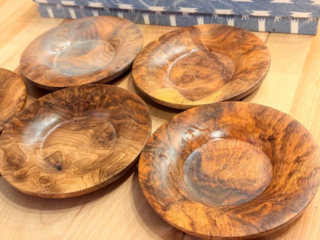 味わい深い天然木 お茶盆 漆塗り 小田原漆器 味わい深い天然木 お茶盆 漆塗り 小田原漆器