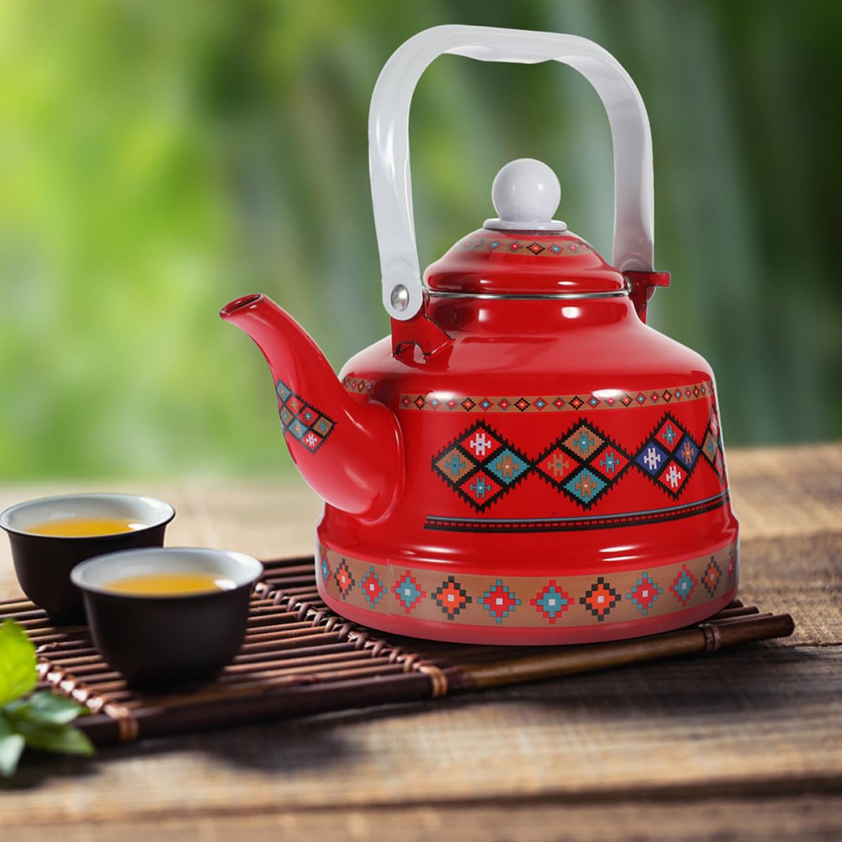 LALAFINA Vintage Emaille Teekessel 2,5l Rot mit Griff Hitzebeständig und Leicht zu Reinigen für Camping und Herdplatten Geeignet