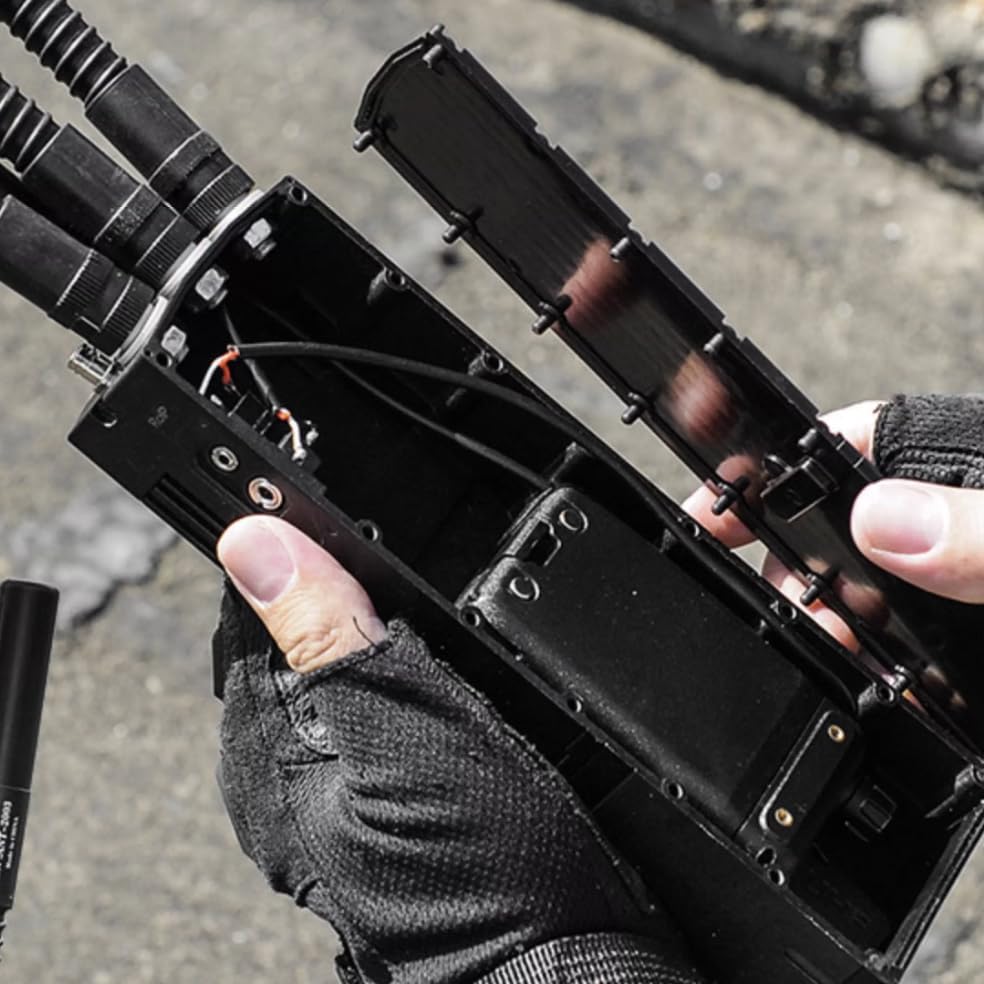 Amazon.co.jp: FMATAL GEAR MPU5スタイルダミーラジオモデル - 機能的