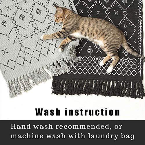 Boho Bathroom Rug, Boho Rug Kitchen Runner Black And White Bathroom Rugs, Washable Boho Bath Mat Small Woven Cotton Bohemian Tribal Farmhouse Tassels Geometric Moroccan Bedroom Hallway Bath Rug 2'X3' #TOP4