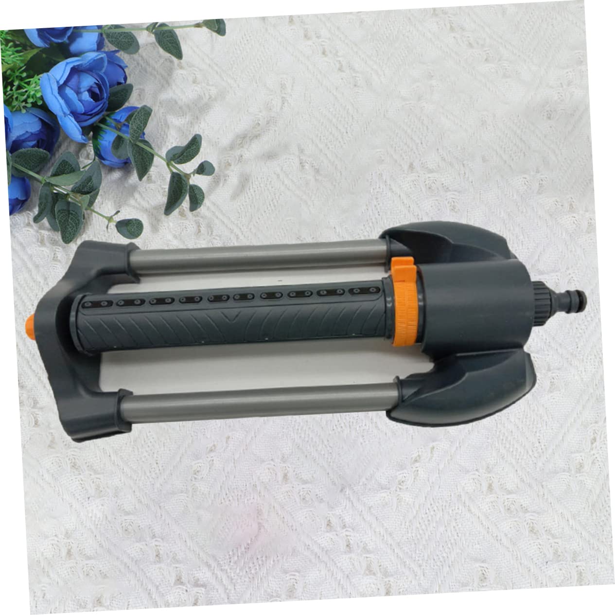 Irrigatore Automatico Rotante per Giardino in Plastico Verde | Piante, Irrigazione Prato e Nebulizzazione Vivaio, Connessione a Tubo Acqua, Bagna Rapidamente Terreno Colore Casuale