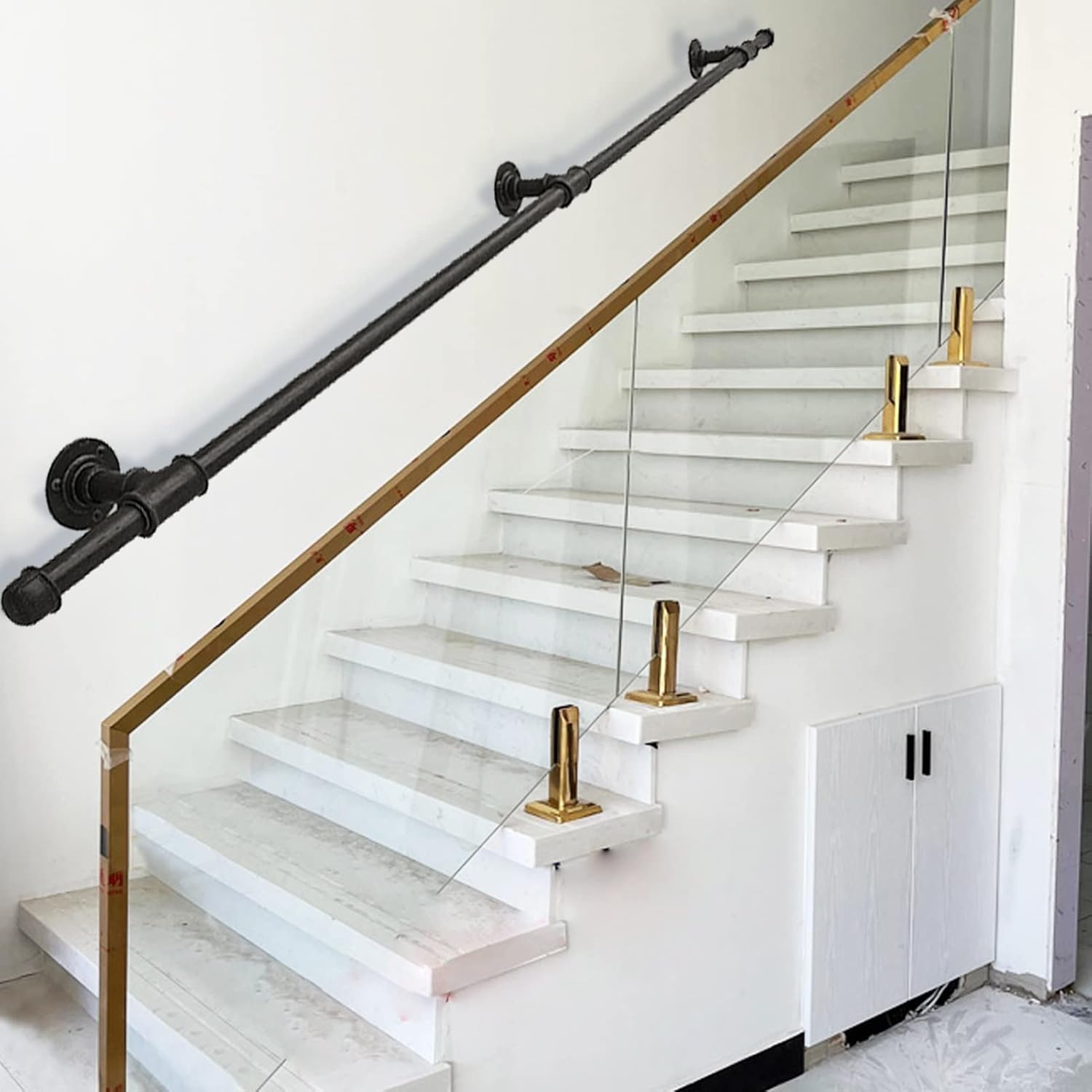 Evita caídas con la barandilla negra de pared de 280cm para escaleras