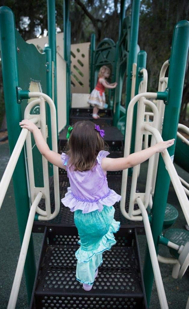 Vista 8 de Little Adventures Magical Mermaid Princess Dress Up Costume for Girls