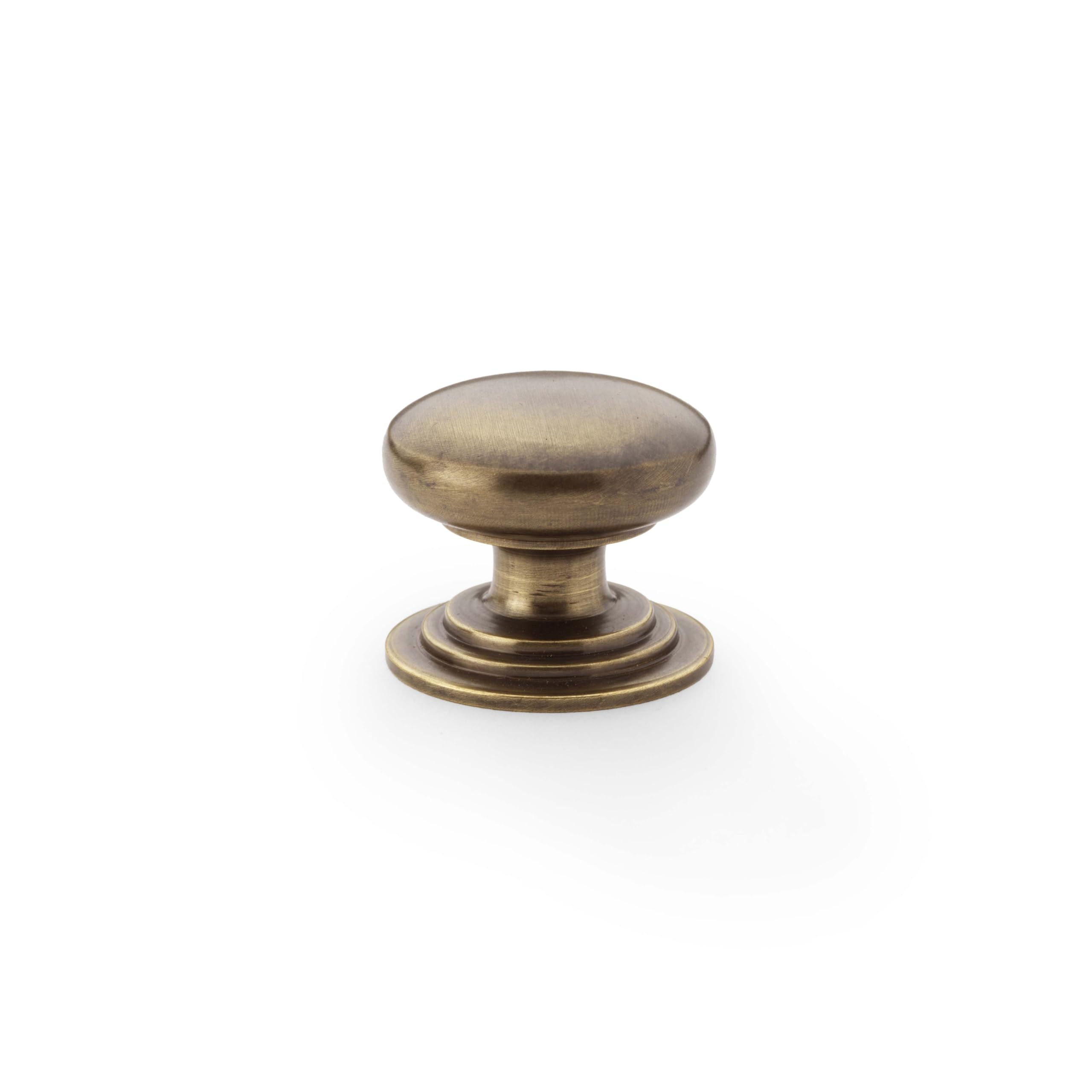 (32Mm Knob) Antique Brass Kitchen Cup Handle & Matching Knobs 5056767300940