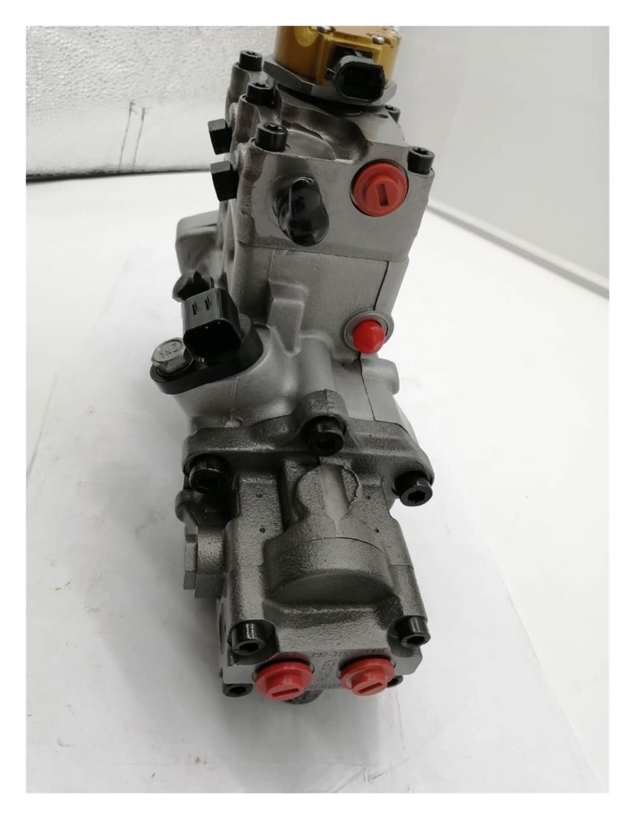 Reconstruir E320D E321D 323D Excavadora Bomba de combustible C6.4 Bomba de inyección de motor 326-4635 3264635 Compatible con CAT