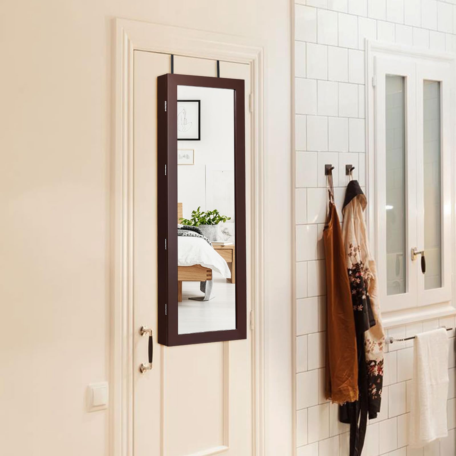 COSTWAY Armadio per Gioielli con 2 luci LED, con Specchio a Figura, Organizer Montato al Muro con Ganci Regolabili per Appendere, Armadio Portagioie per Truccarsi (Marrone)