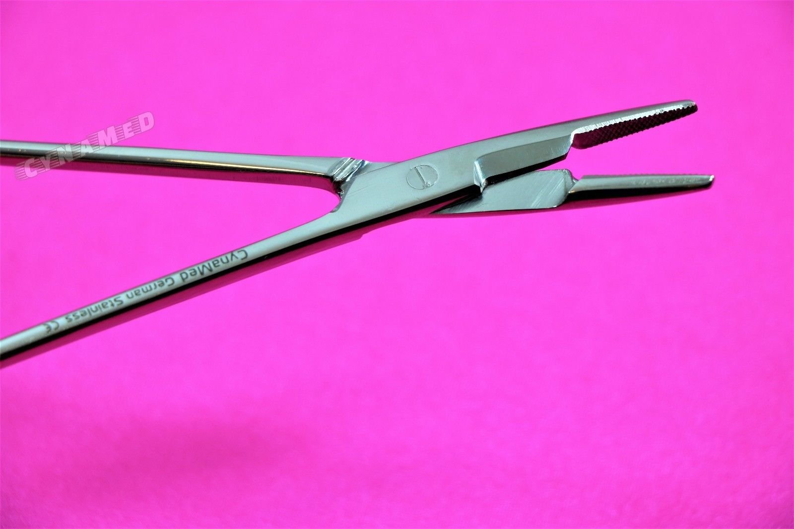 Hemostat Olsen Hegar Needle Holder 6.5 Inches Serrated Premium German Serrated with Gold Rings Plastic Veterinary Cynamed