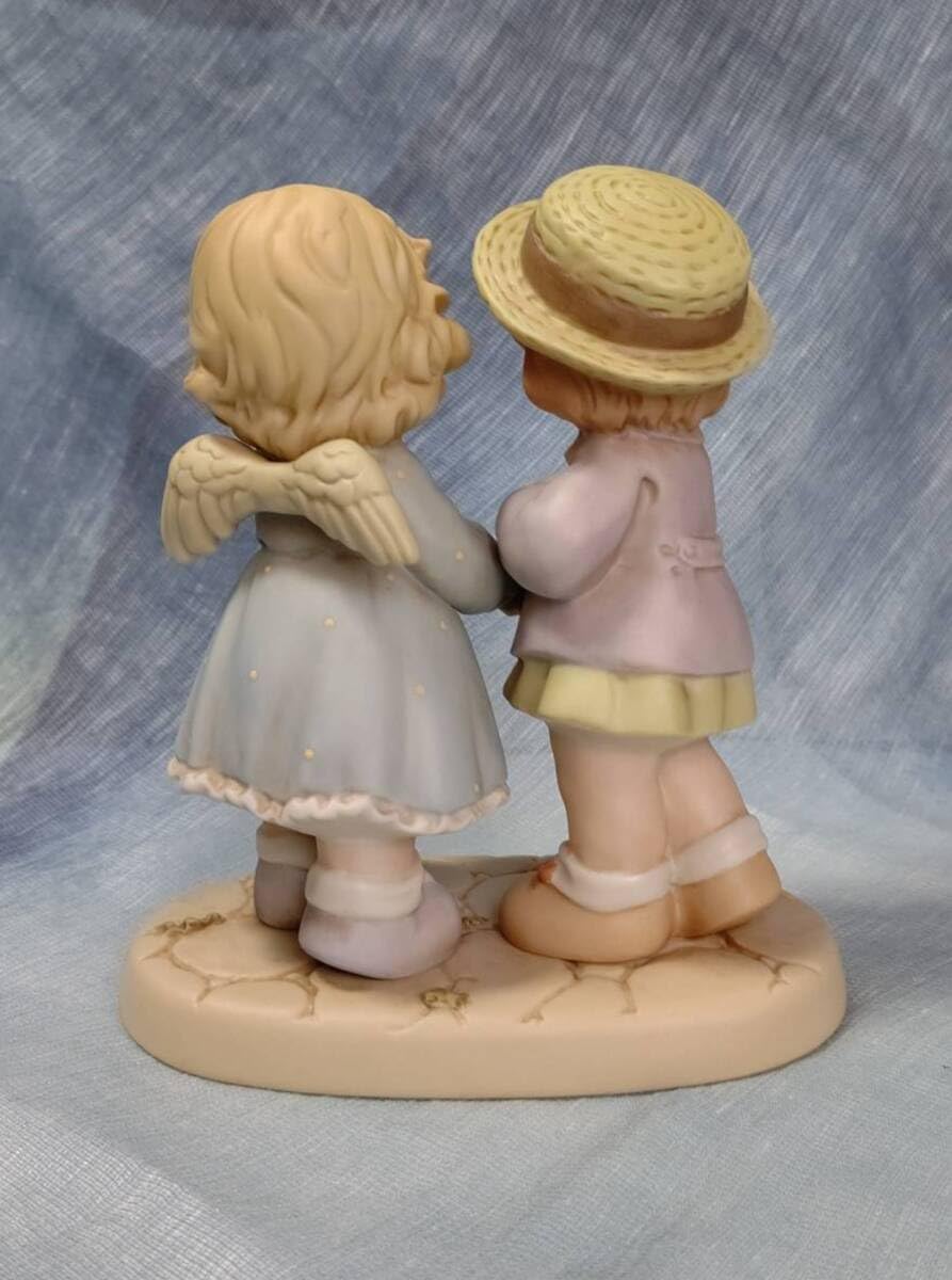 マーベルルーシーアトウェル【置物／陶器人形／フィギュア】シャイな女の子と男の子 マーベル ルーシー アトウェル メモリー オブ イエスタデー エネスコ社