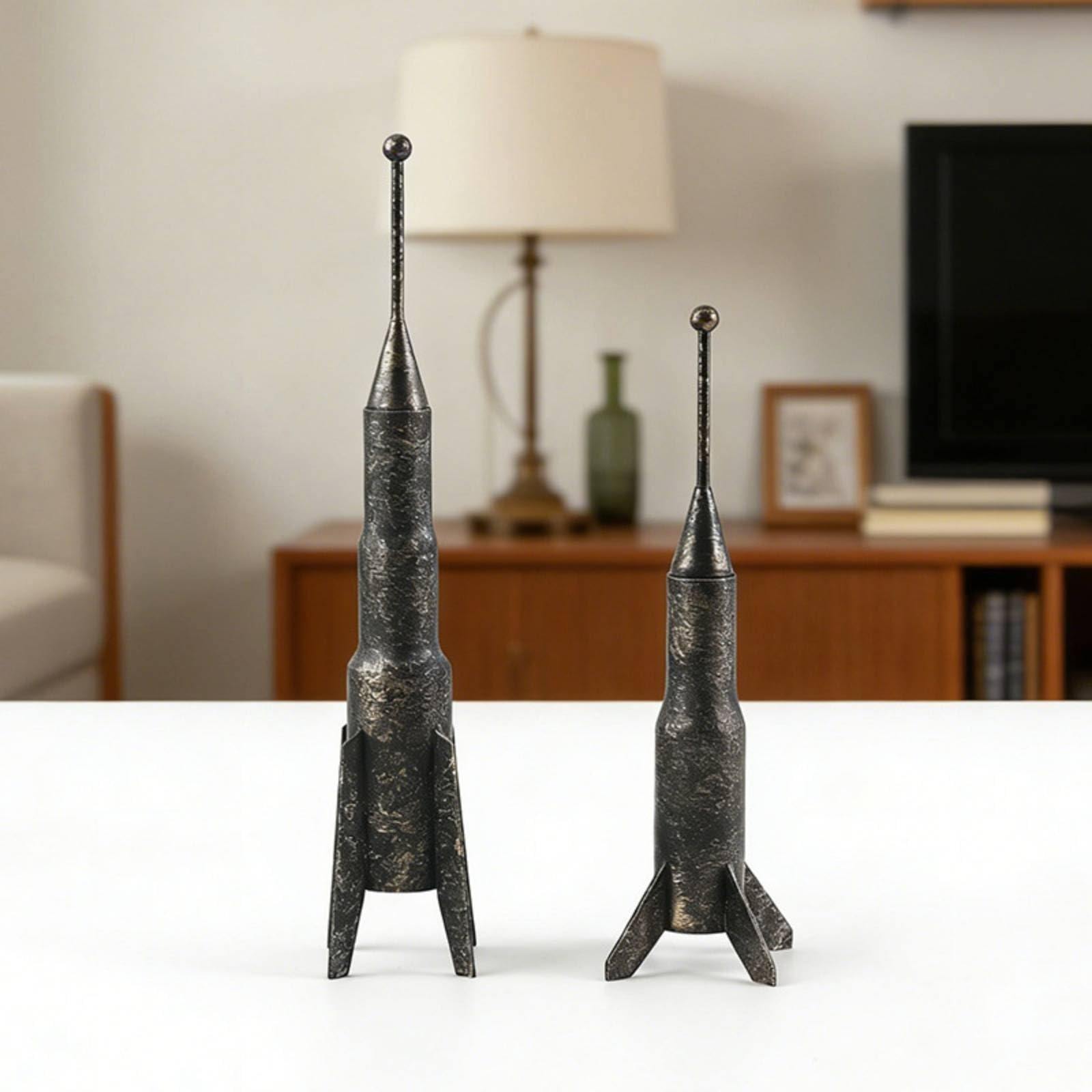 Figurina Spaziale per Bambini Statuetta Astronave Mini Decorazione Modello da Appoggio in Metallo Stile d'Epoca con Punta Affusolata E Asta Antenna, 90 90 350mm
