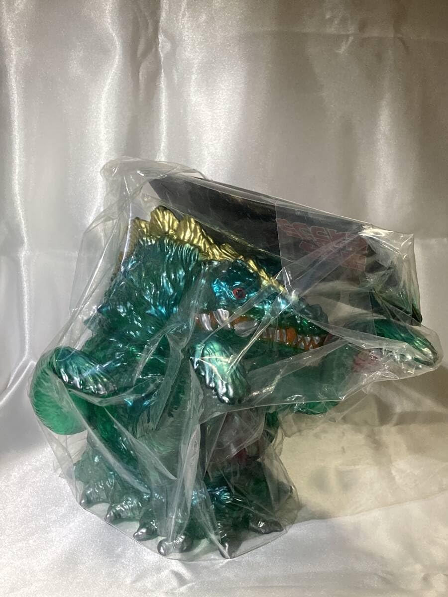 Amazon.co.jp: M1号 ビオランテ ソフビ フィギュア VSビオランテ 世紀