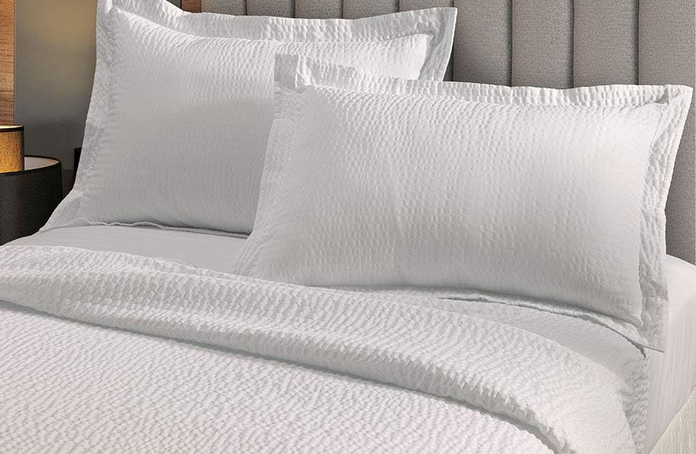 Lightweight Coverlet Queen Set White Rippled Texture