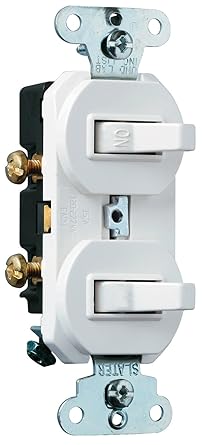 696WGCC6 Combination Grounding Single Pole and Three Way Switch 15-Amp, White