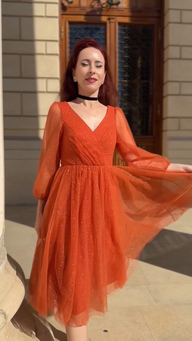 knee length wedding guest dresses with sleeves Watch Lantern Long Sleeve Pleated A Line Dress on Amazon Live long sleeve silk dress? line silhouette The Best Backless Bra Style:EE01385NB